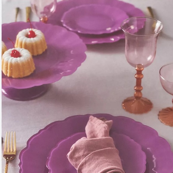 Adley pink glass side plates - Picture 3 of 16